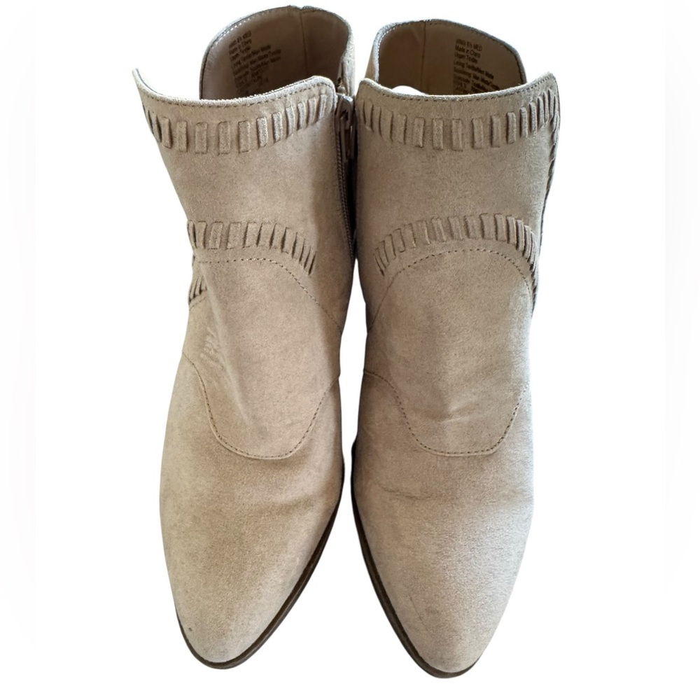 Sonoma woman’s ankle boots size 8.5